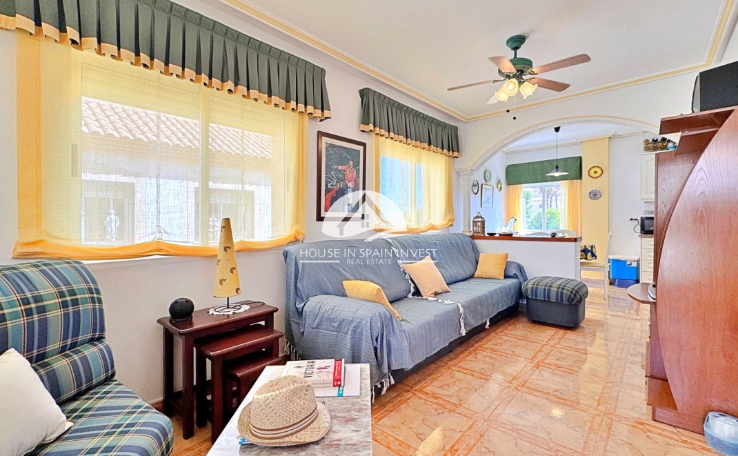 Resale - Apartment  - Orihuela Costa - La Zenia