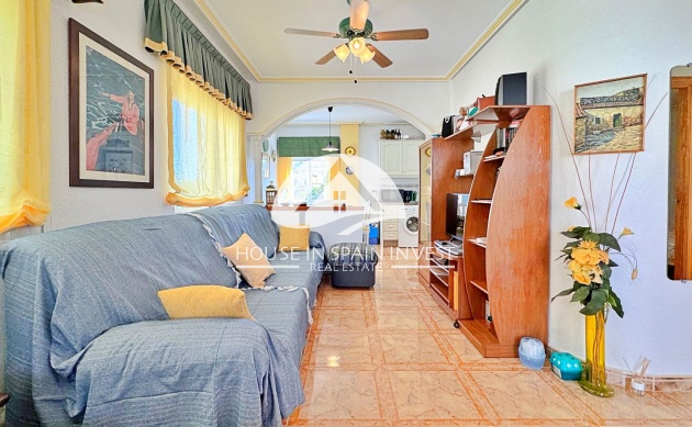 Resale - Apartment  - Orihuela Costa - La Zenia