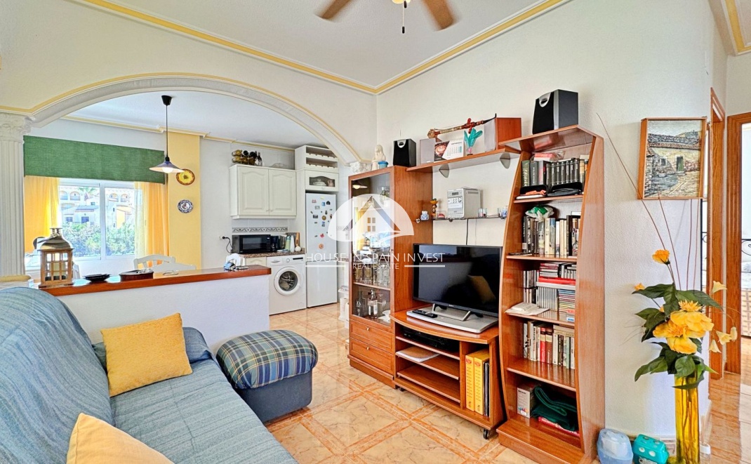 Resale - Apartment  - Orihuela Costa - La Zenia