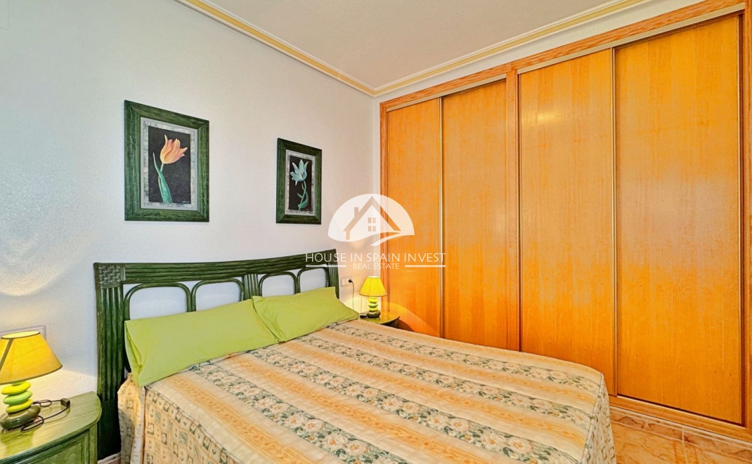 Resale - Apartment  - Orihuela Costa - La Zenia
