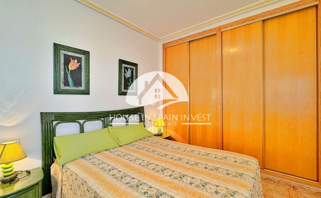Resale - Apartment  - Orihuela Costa - La Zenia