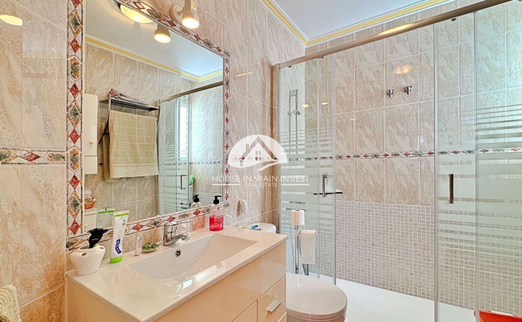 Resale - Apartment  - Orihuela Costa - La Zenia