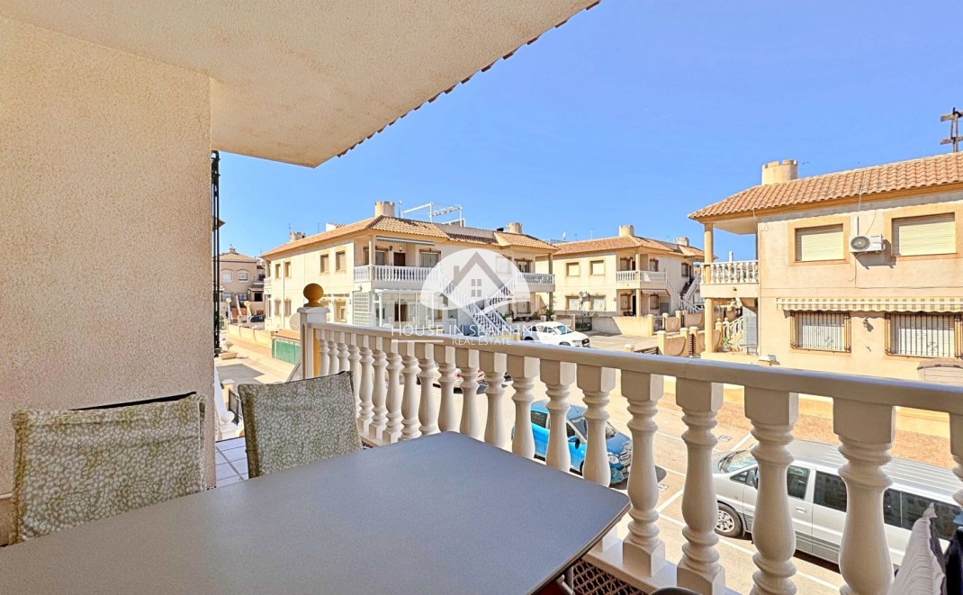 Resale - Apartment  - Orihuela Costa - La Zenia