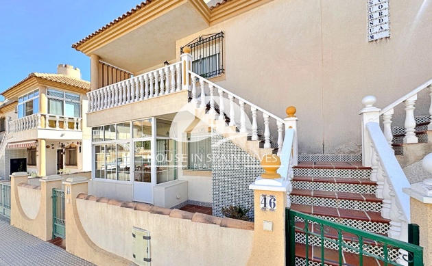 Resale - Apartment  - Orihuela Costa - La Zenia