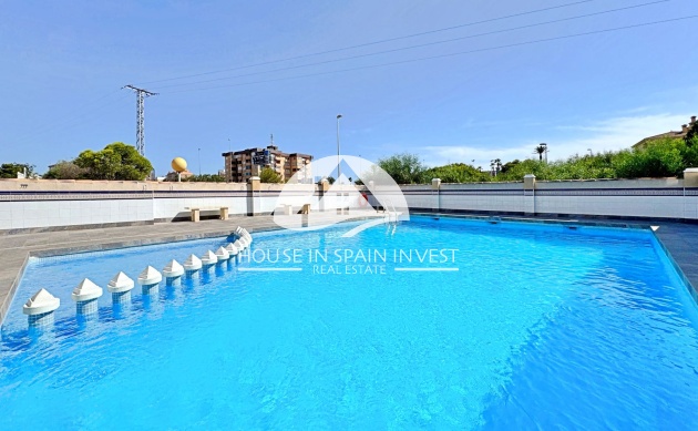Resale - Apartment  - Orihuela Costa - La Zenia