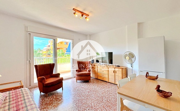 Resale - Apartment  - Torrevieja - Punta Prima  