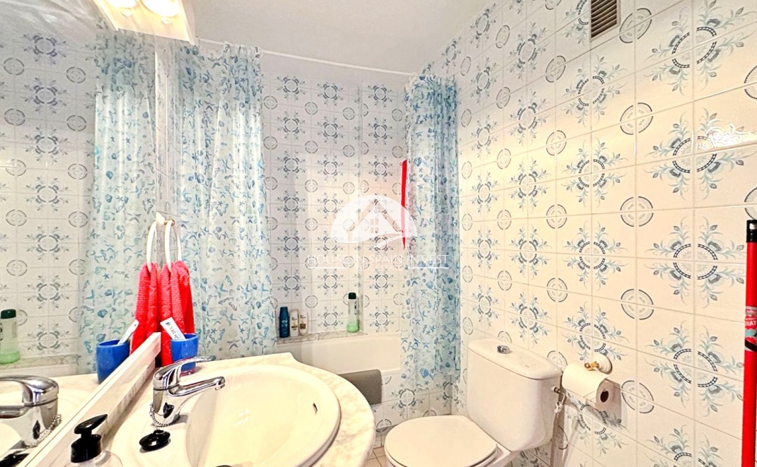 Resale - Apartment  - Torrevieja - Punta Prima  