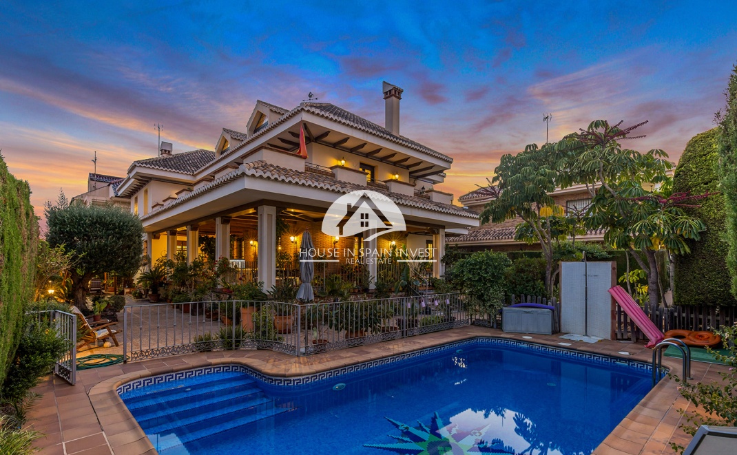 Resale - Villa - Torrevieja - La Veleta