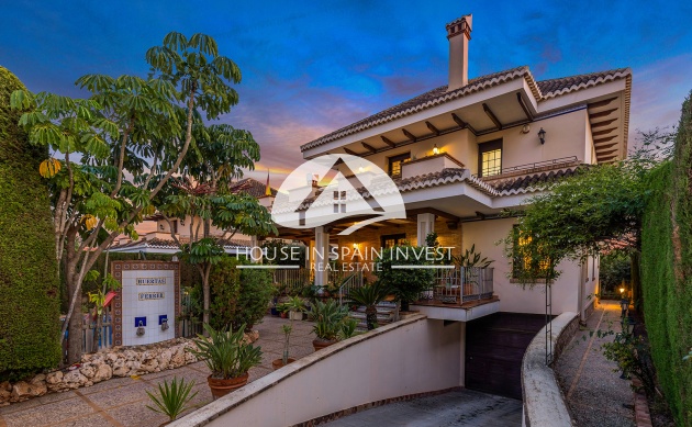 Resale - Villa - Torrevieja - La Veleta