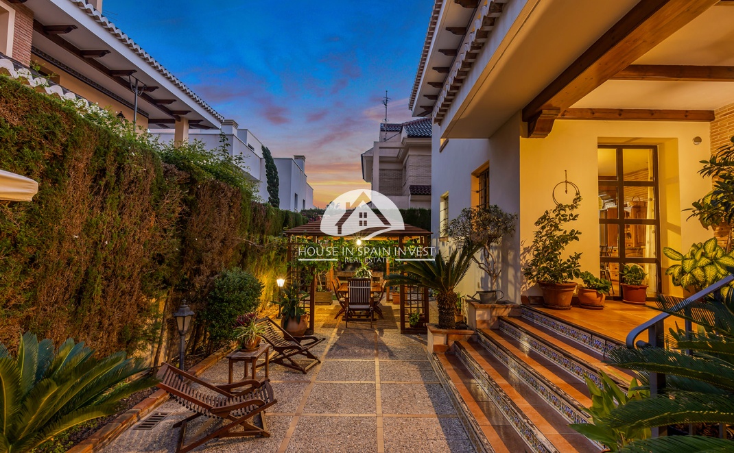 Resale - Villa - Torrevieja - La Veleta