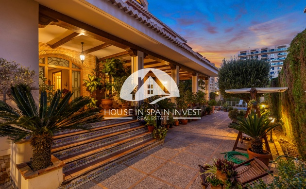 Resale - Villa - Torrevieja - La Veleta