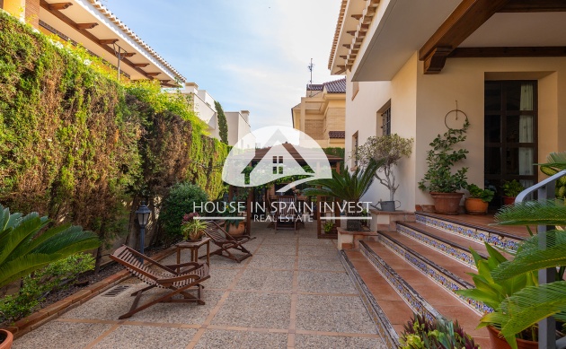 Resale - Villa - Torrevieja - La Veleta