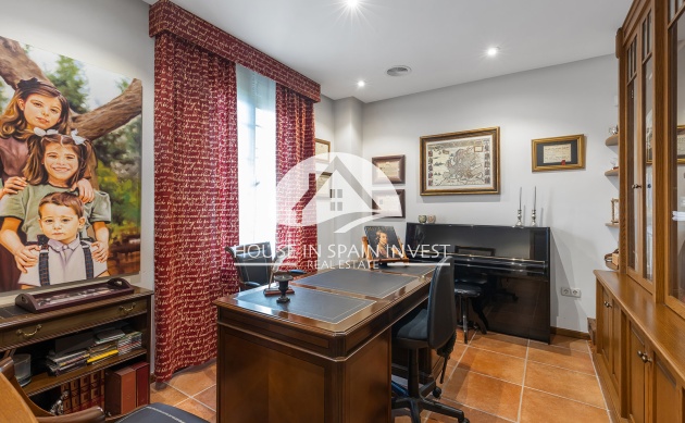 Resale - Villa - Torrevieja - La Veleta