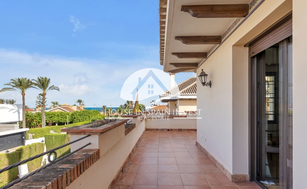 Resale - Villa - Torrevieja - La Veleta