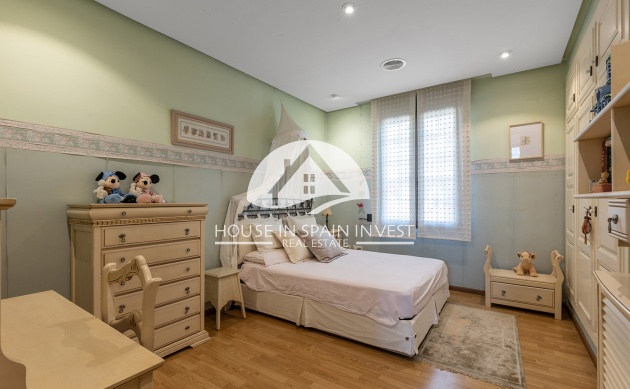 Resale - Villa - Torrevieja - La Veleta