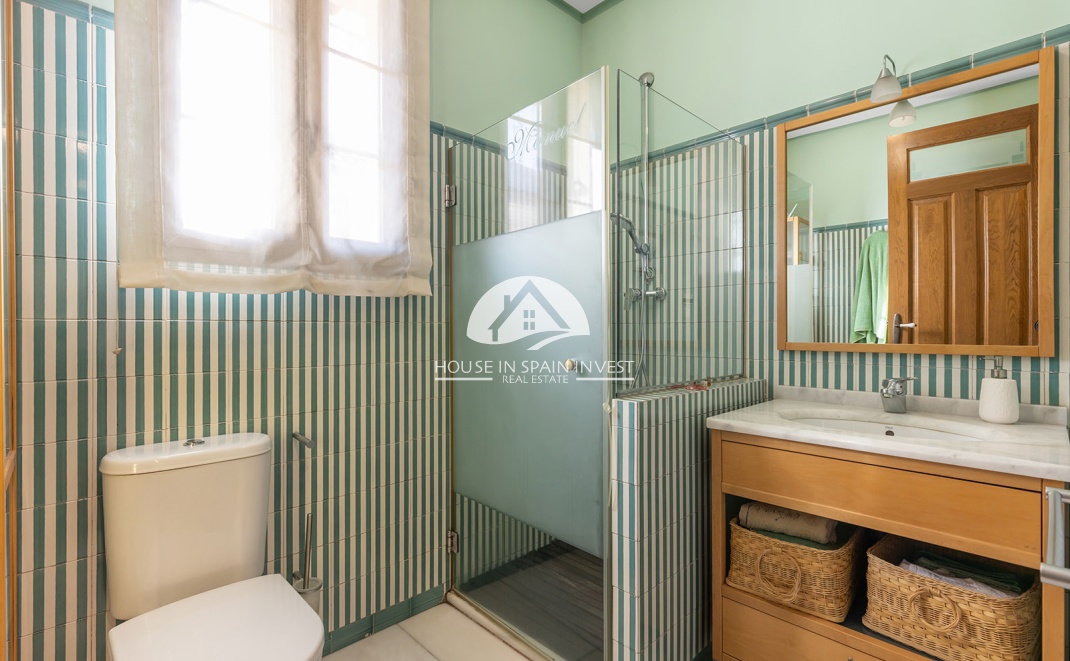 Resale - Villa - Torrevieja - La Veleta