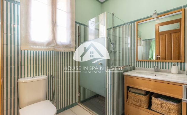 Resale - Villa - Torrevieja - La Veleta