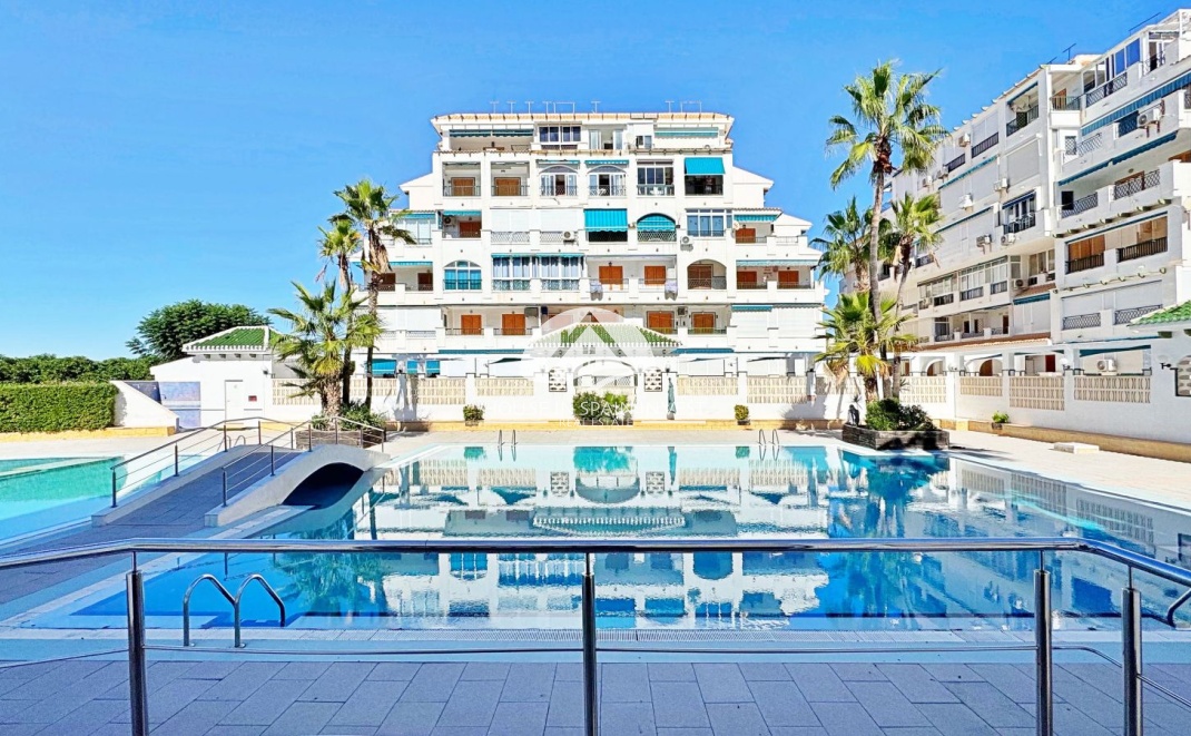 Resale - Apartment  - Torrevieja - La Mata