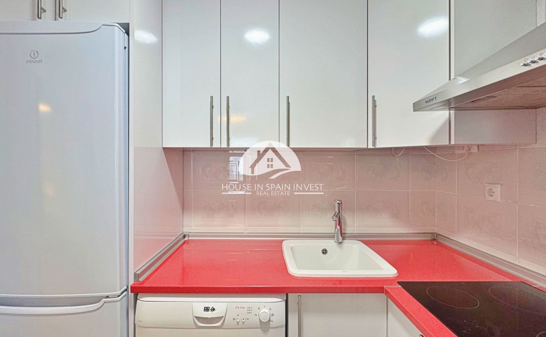 Resale - Apartment  - Torrevieja - La Mata