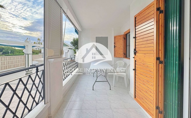 Resale - Apartment  - Torrevieja - La Mata
