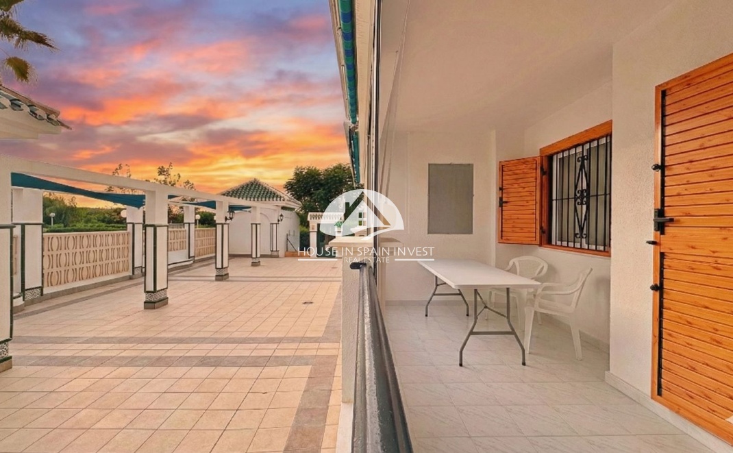 Resale - Apartment  - Torrevieja - La Mata