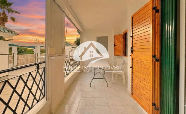 Resale - Apartment  - Torrevieja - La Mata