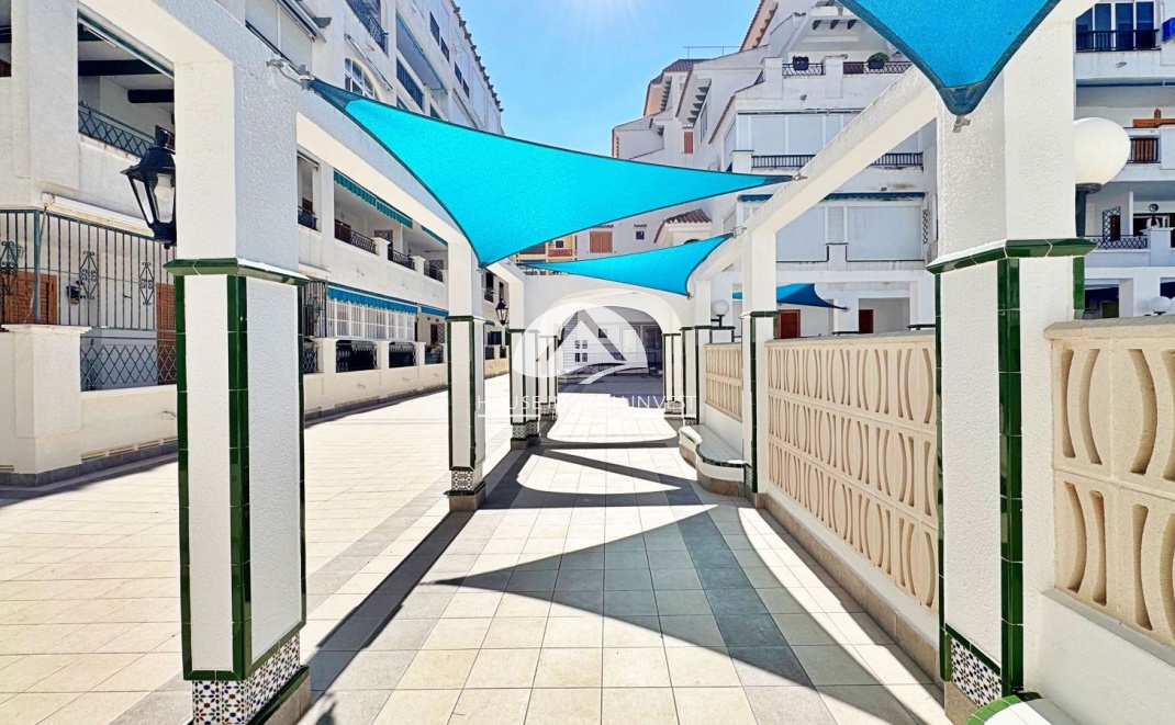 Resale - Apartment  - Torrevieja - La Mata