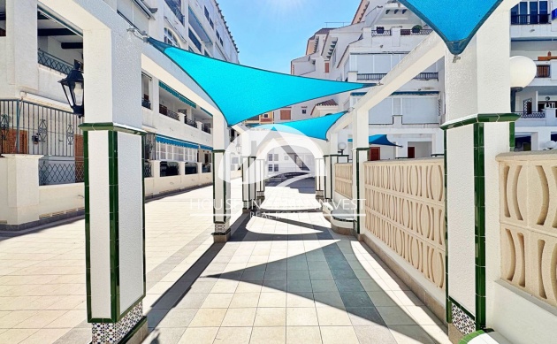 Resale - Apartment  - Torrevieja - La Mata