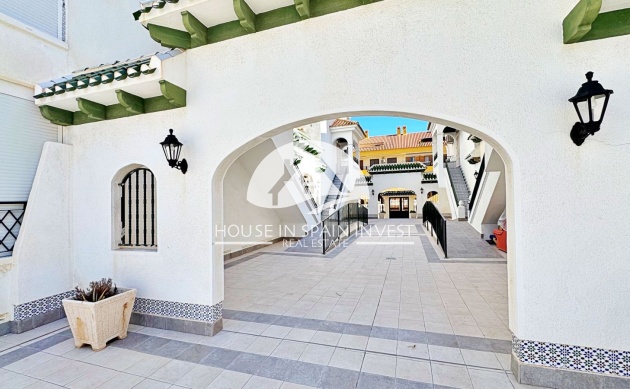 Resale - Apartment  - Torrevieja - La Mata