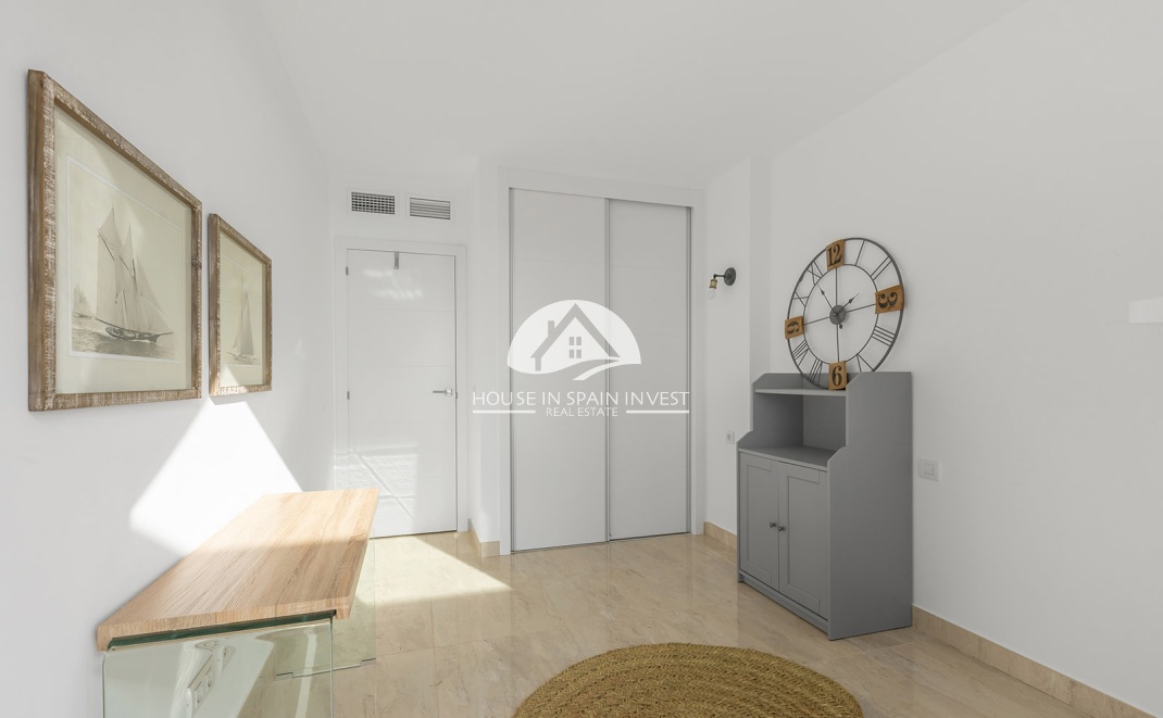 Resale - Penthouse - Torrevieja - Punta Prima  