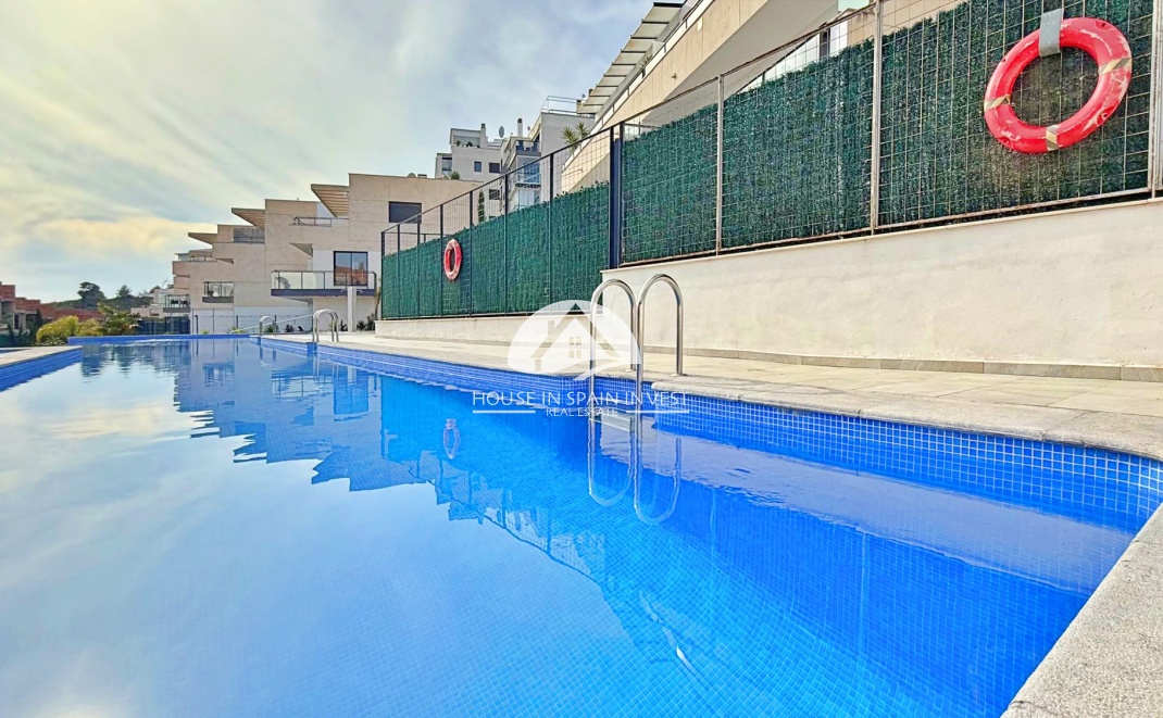 Resale - Apartment  - Orihuela Costa - Lomas de Campoamor