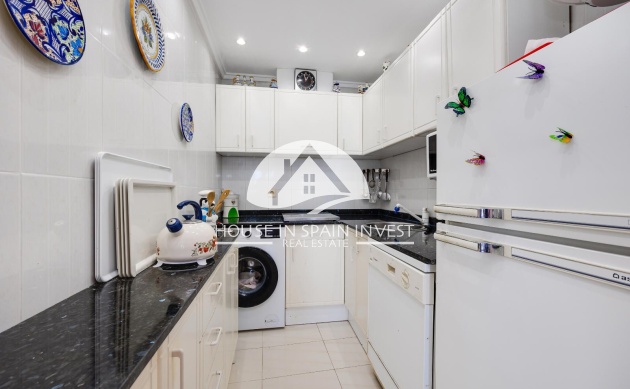 Resale - Apartment  - Torrevieja - La Mata