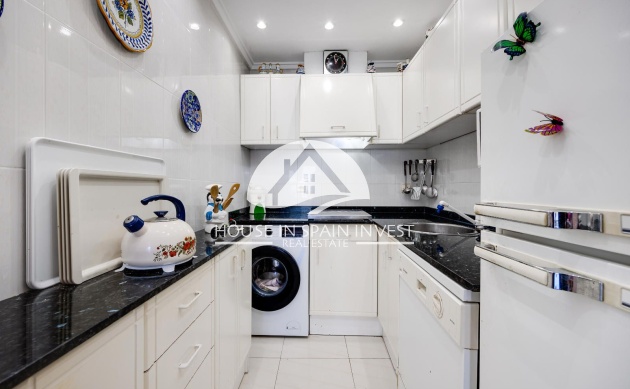 Resale - Apartment  - Torrevieja - La Mata