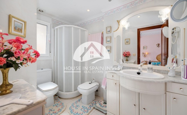 Resale - Apartment  - Torrevieja - La Mata