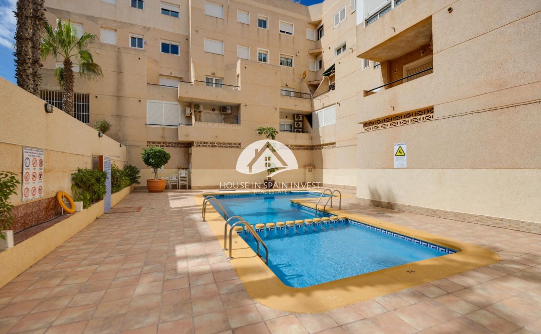 Resale - Apartment  - Torrevieja - La Mata