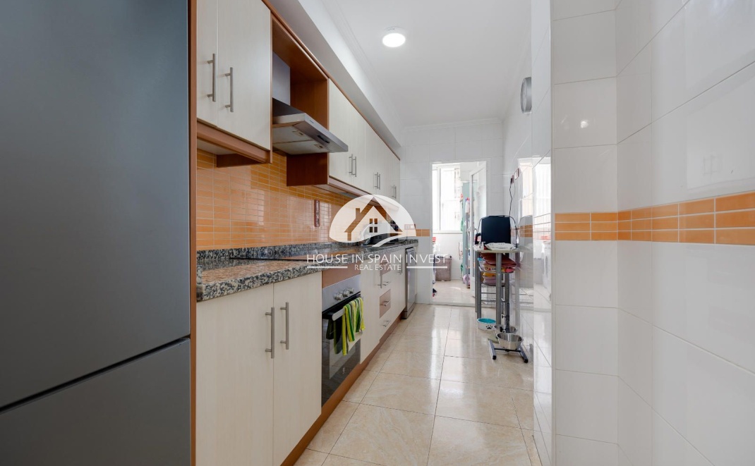 Resale - Apartment  - Torrevieja - Centro