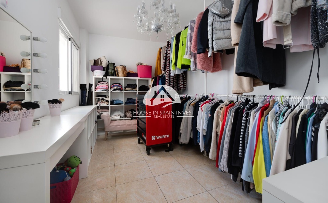 Resale - Apartment  - Torrevieja - Centro