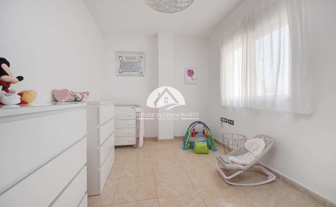 Resale - Apartment  - Torrevieja - Centro