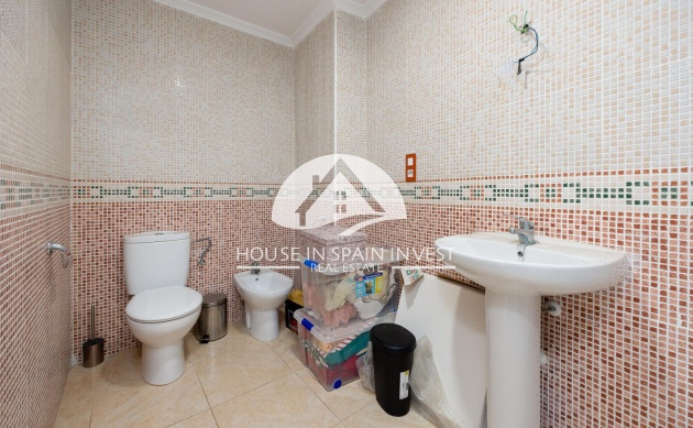 Resale - Apartment  - Torrevieja - Centro