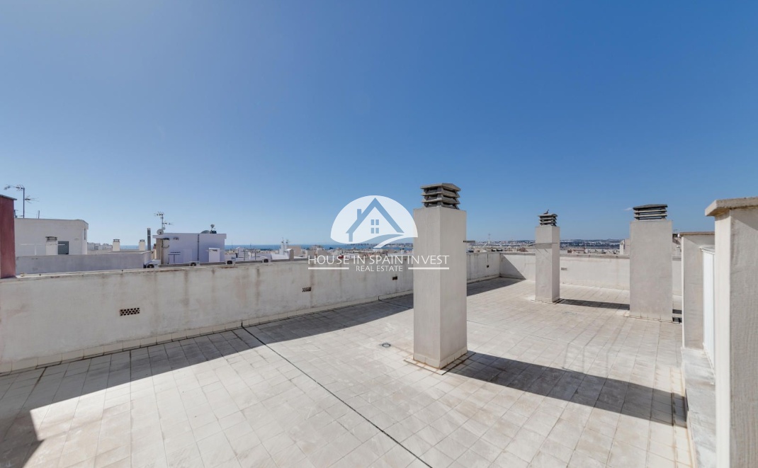 Resale - Apartment  - Torrevieja - Centro