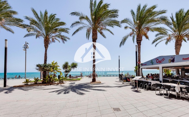 Resale - Apartment  - Torrevieja - Centro
