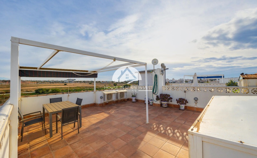 Resale - Top floor bungalow - Torrevieja - Carrefour