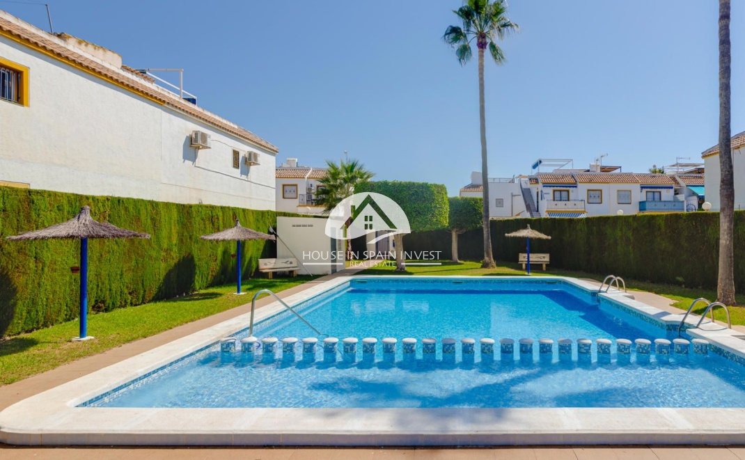 Resale - Top floor bungalow - Torrevieja - Carrefour