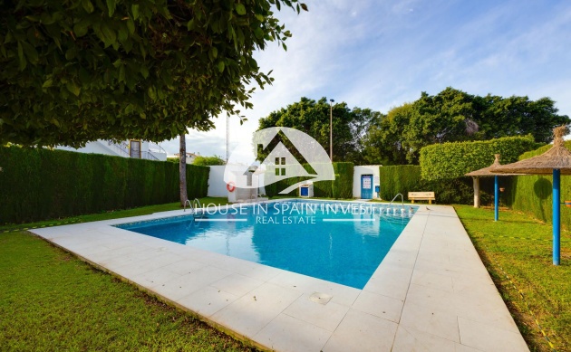 Resale - Top floor bungalow - Torrevieja - Carrefour