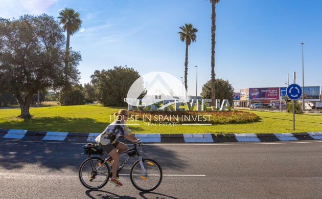 Resale - Top floor bungalow - Torrevieja - Carrefour