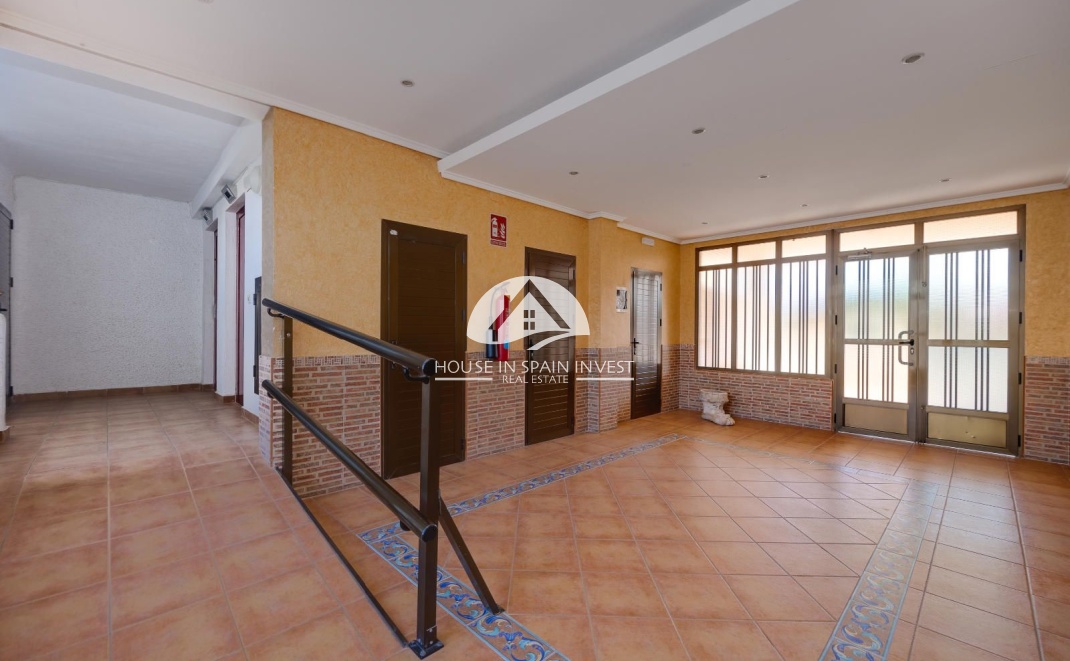 Resale - Apartment  - Guardamar del Segura - Guardamar - El Raso