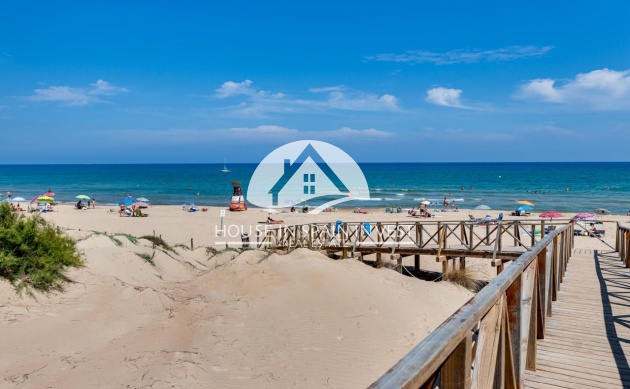 Resale - Apartment  - Guardamar del Segura - Guardamar - El Raso