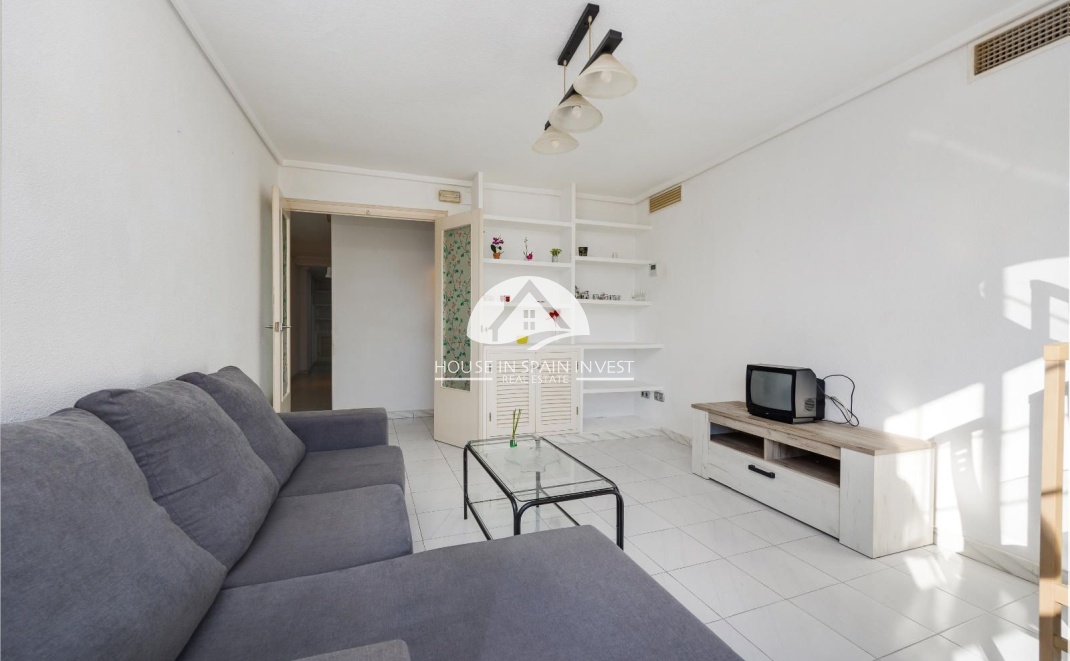 Resale - Apartment  - Torrevieja - Centro