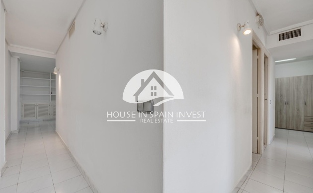 Resale - Apartment  - Torrevieja - Centro