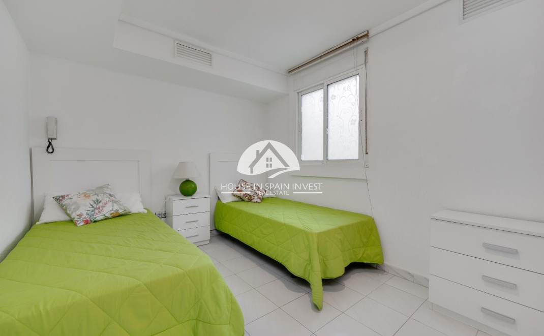 Resale - Apartment  - Torrevieja - Centro